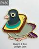 Neue Emaille Pin Taube Vogel Tier mit Toastbrot Essen lustig Metall Stecker Geschenk Geburtstag 1 Stück