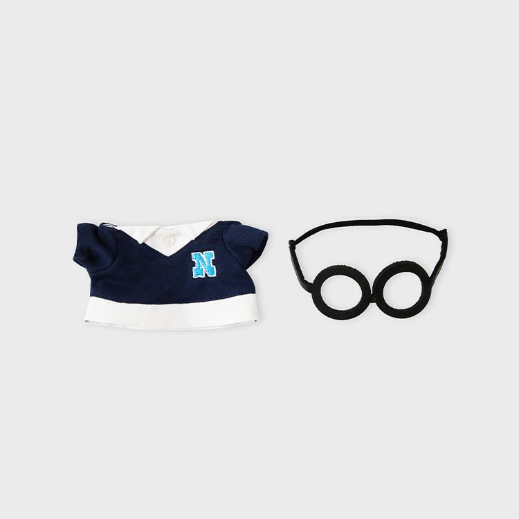 

Bernini doll closet school look glasses