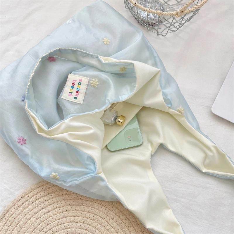 Bestickte Tragetasche Chiffon Unifarbene Blumen-Umhängetasche Große Kapazität Koreanischer Stil Leinwand-Achseltasche Für den Weg zur Arbeit