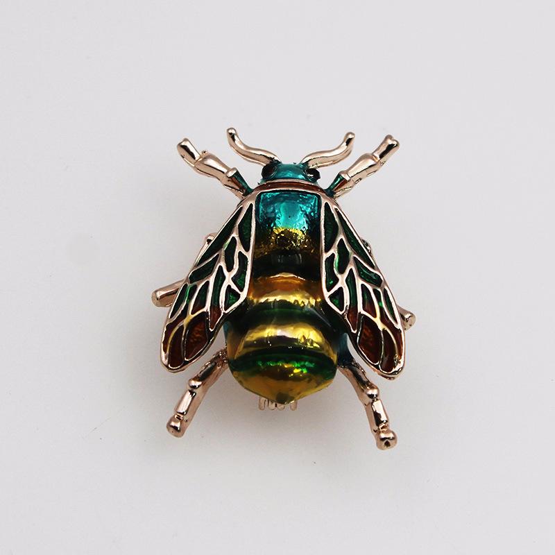

European and American Unique Drip Oil Bee Brooch Pin - Hot-Selling Insect Accessory