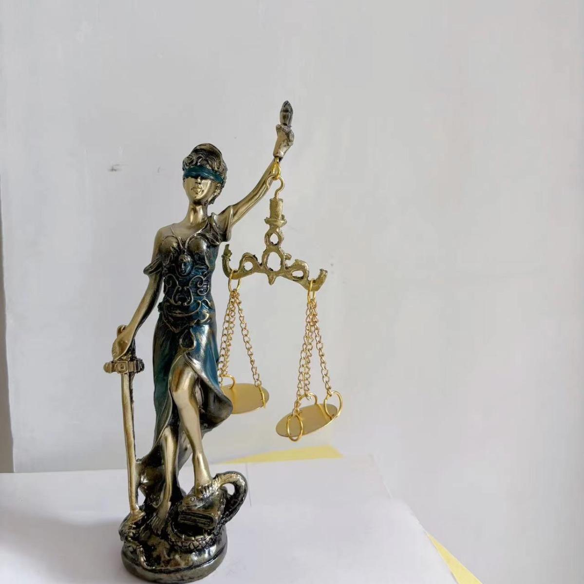 

Art Goddess Sculptures Miniature Aesthetic Luxury Creative Figurines Modern Nordic Ornaments Funny Gifts Accessories Interior