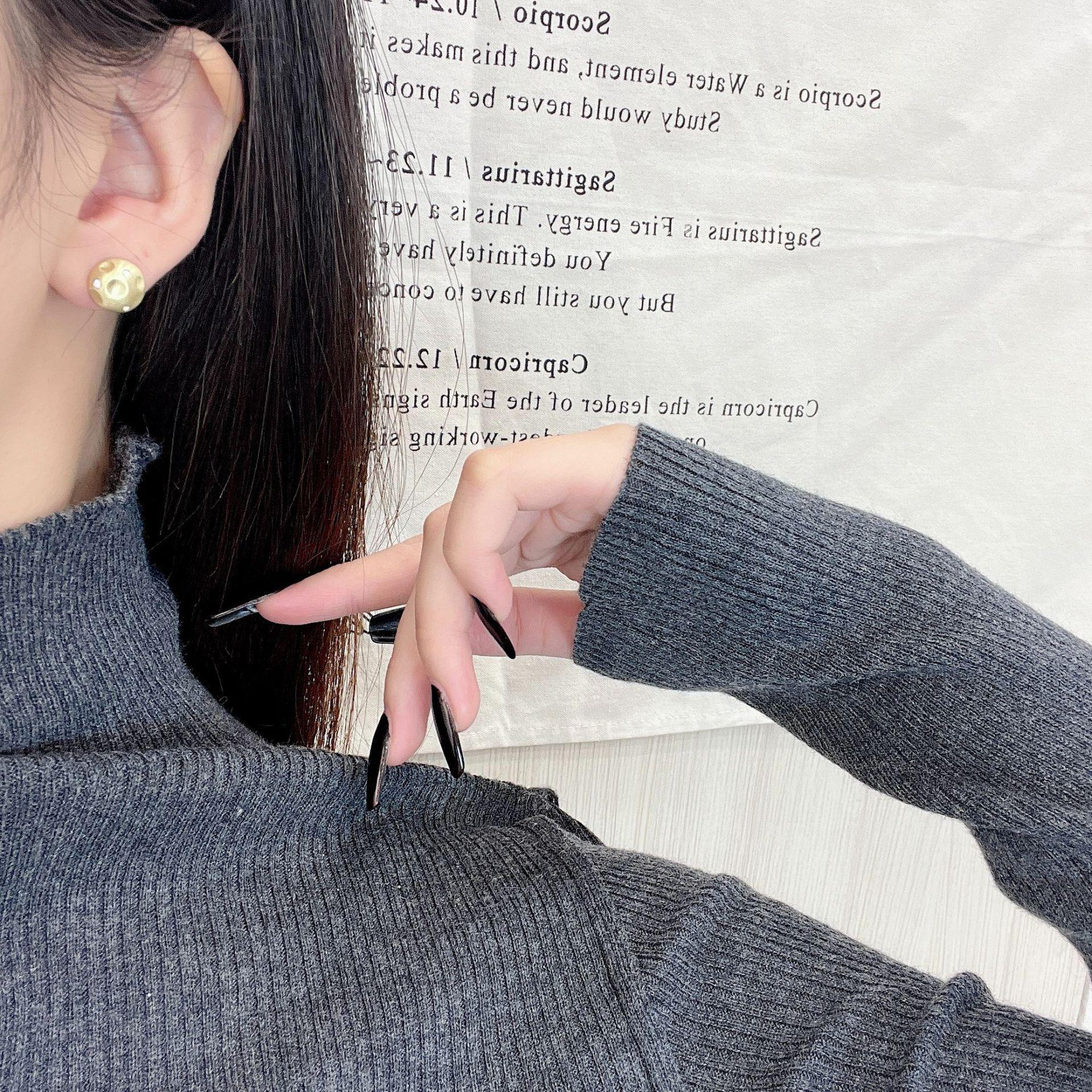 

Элегантные золотые матовые серьги неправильной формы для женщин - Благородные, Уникальные, Ретро Дизайн высокого класса с микроинкрустацией в стиле маленького аромата. irregular round золотой