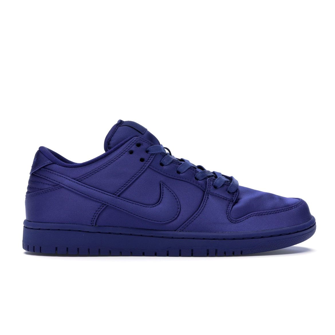 

Кроссовки унисекс Nike NBA x Dunk Low SB Deep Royal Blue AR1577-446