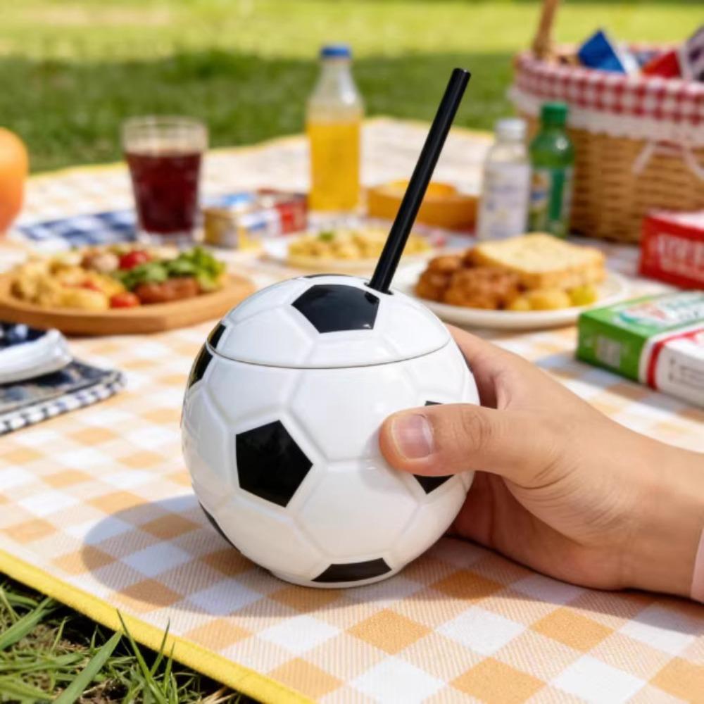 450 ML Soccer Shaped Drink Cup with Straw and Lid Ball Shape Straw Cup Bar