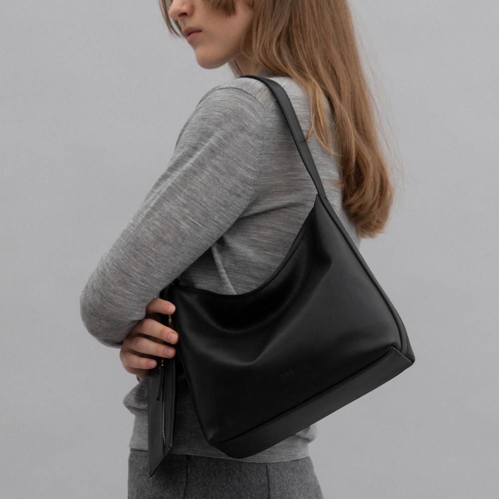 Roh Seoul Mini Pulpy Hobo Bag Black