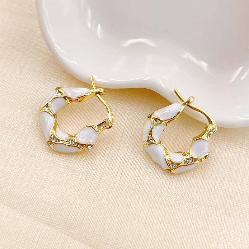 Leopard Print Enamel Circle Earrings - Drip Glaze French Chic Ear Cuffs for Women