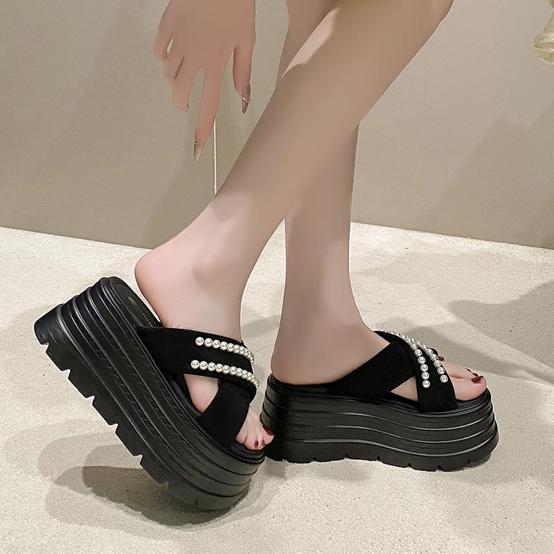 Fashion 8CM Heels Chunky Slippers For Women Open Toe High Platform Leather Sandals Woman New Summer Thick Bottom Beach Bling Flip Flops