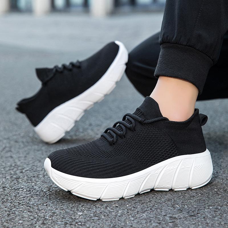 Flying woven elastic socks shoes shoes soft sole thick sole heightening couple breathable mesh deodorant casual sports shoes