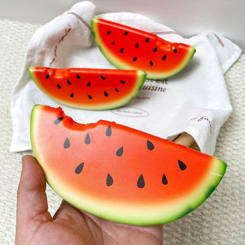 1/2Pcs Simulation Watermelon Squeezing Toy Slow Rebound Fruit Stress Relieving Toy Adult Party Decoration Gift Squeezing Toy