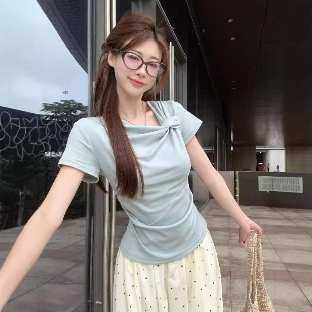 Craftsman Yi, design strap short-sleeved T-shirt for women's spring and summer Nanyou new product, sweet girl wear bottoming shirt