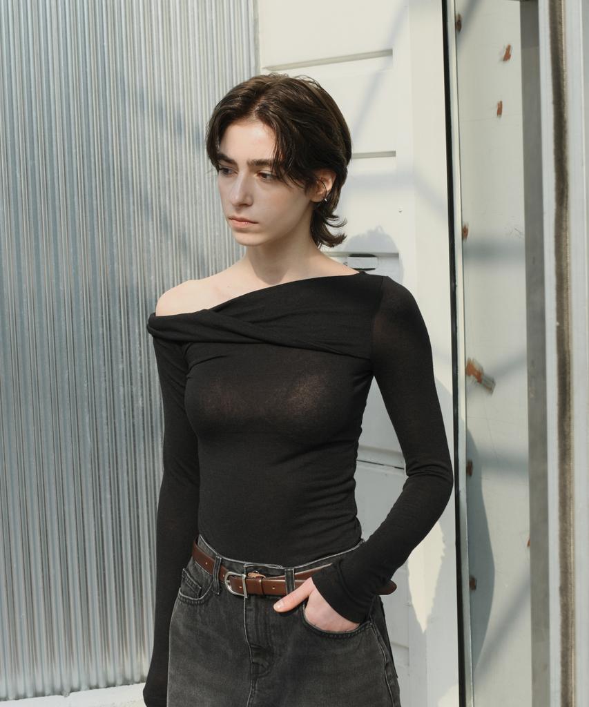 DENOAH Twist Drape T-Shirt (Black)