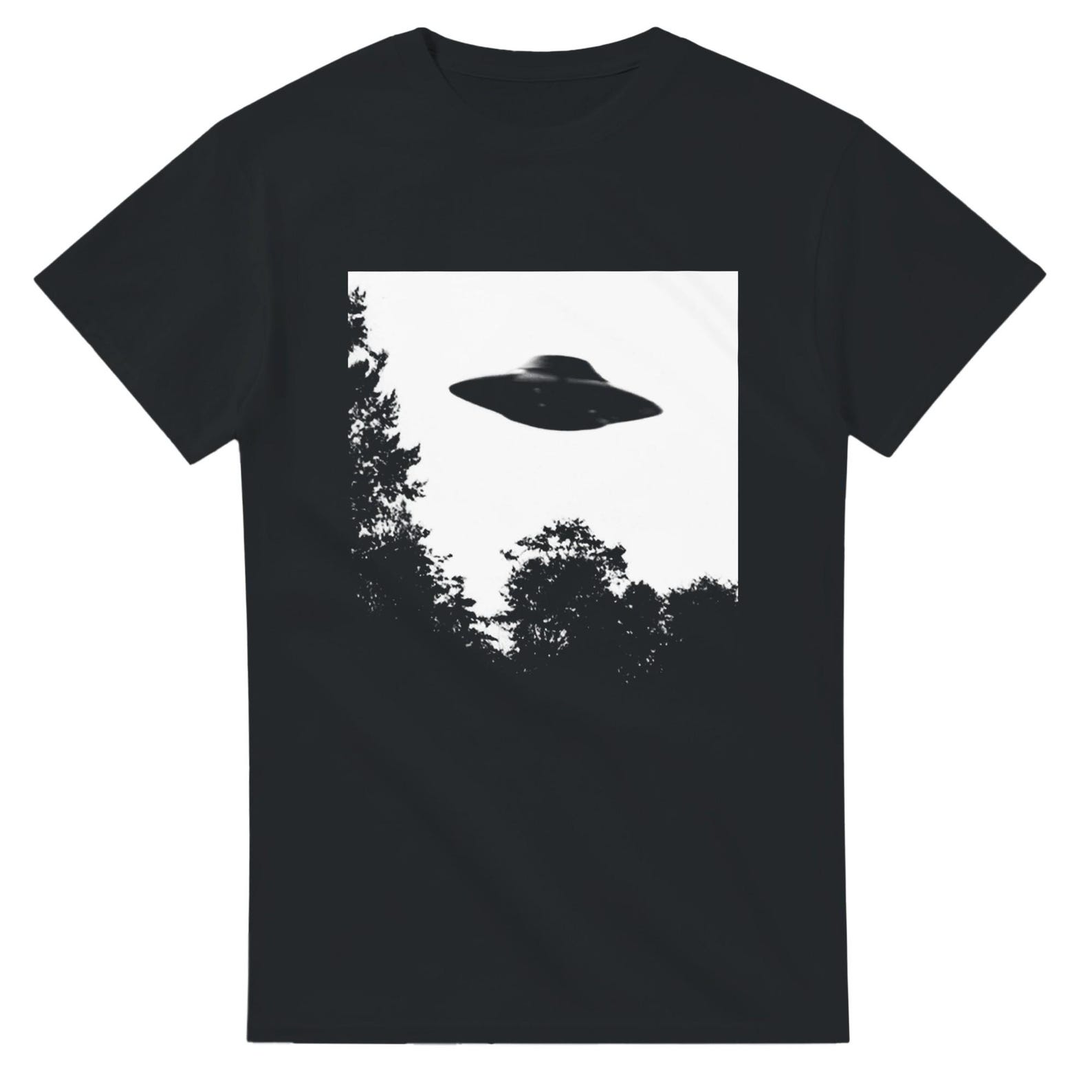 Distressed UFO I Want to Believe Gothic Sci Fi Retro Art T shirt Design L