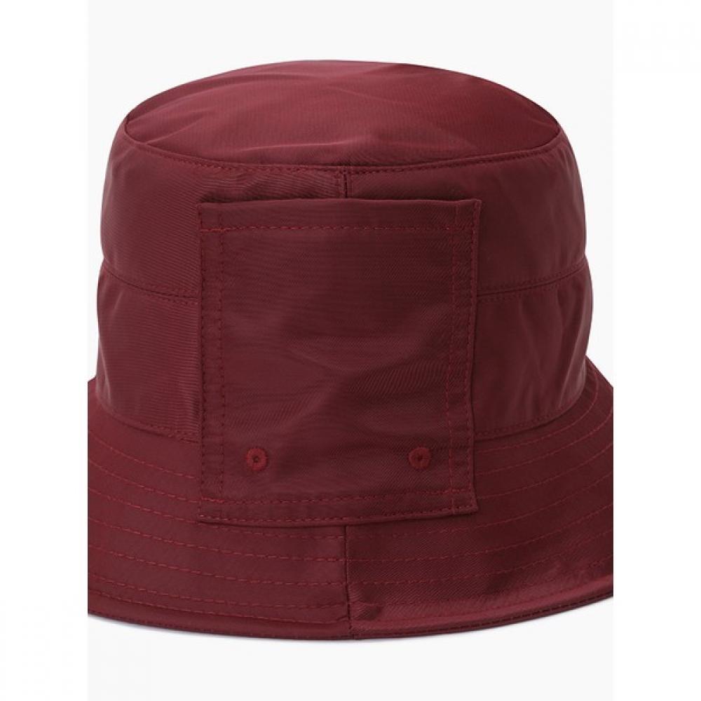 Benetton  Benetton Pocket Bucket Hat Bccp01341 Wi