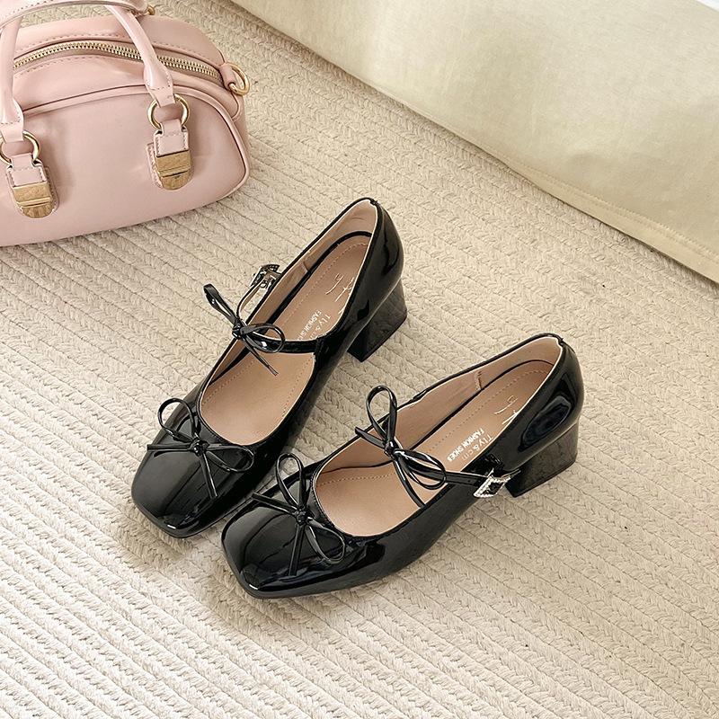 New Thick High Heels 2025 Mary Jane Small Leather Shoes Retro Spring and Summer Skirt Style with Shallow Single Shoes Women