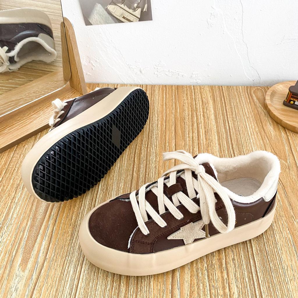 6596 Latex-Einlegesohlen/2024 Winter neue Samt-Board-Schuhe Damenschuhe warme Moral-Trainingsschuhe Stern-Design Baumwollschuhe