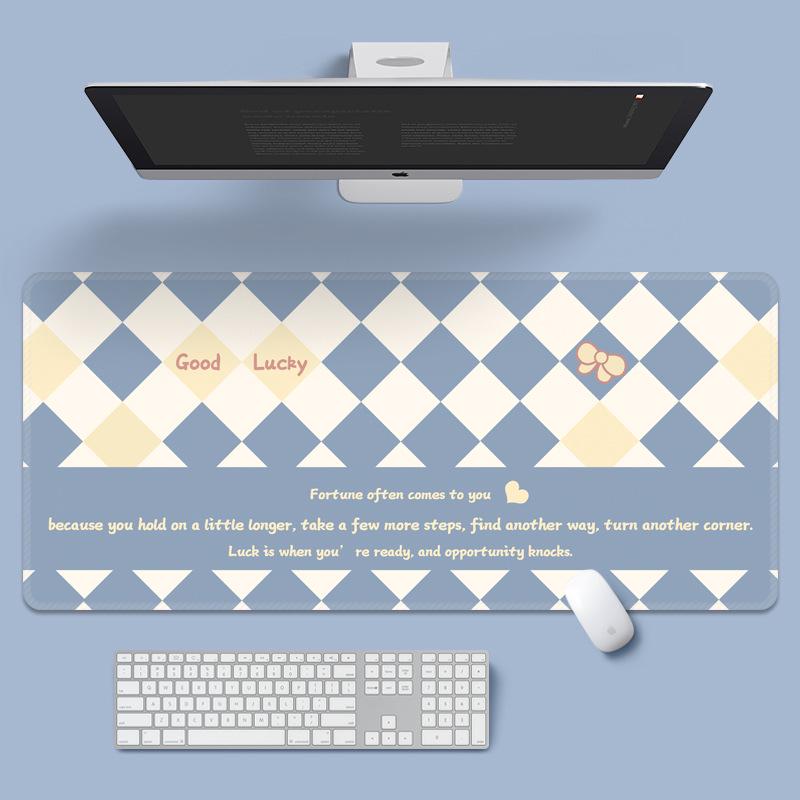 Extra Large Cute Checkered Mouse Pad, Flower Bear Design, Desk Mat for Laptop and Keyboard