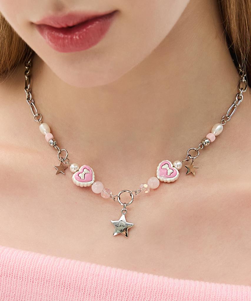 Vvv Ribbon Heart Candy Surgical Chain Necklace