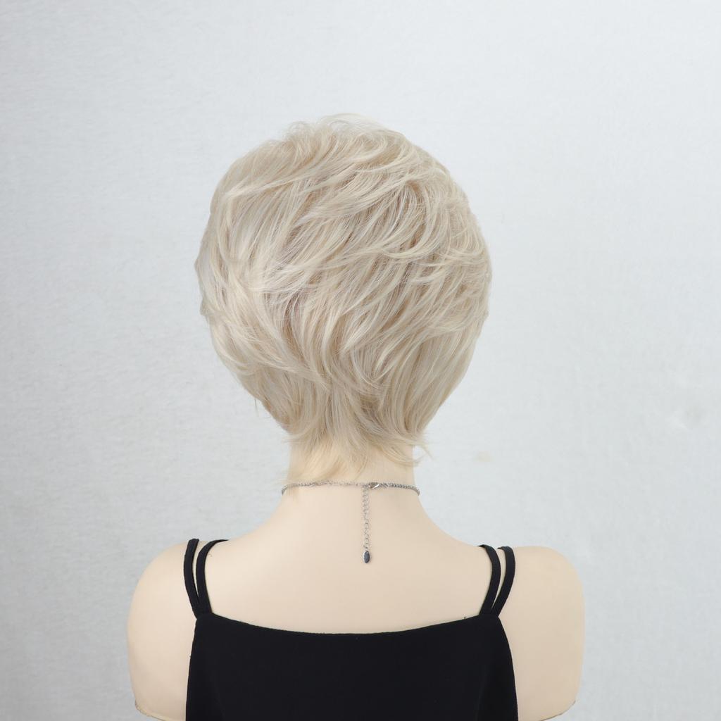 Women Light Blonde Wigs with Bangs Short Layered Hair Synthetic Wave Wig for Daily Cosplay Use Heat Resistant Fibre