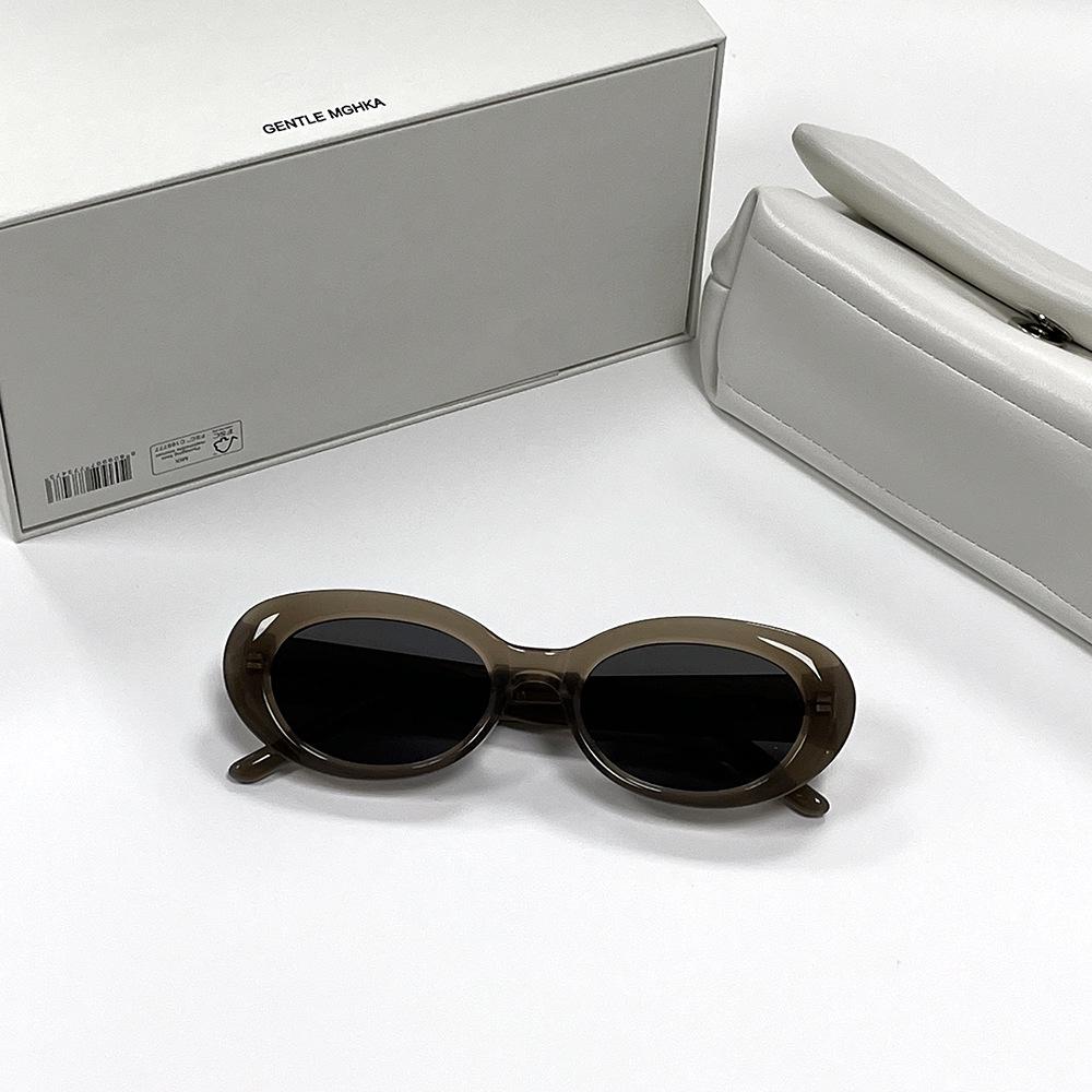 2024 Influencer Retro Oval Women's Sunglasses - UV Protection for Outdoor Driving