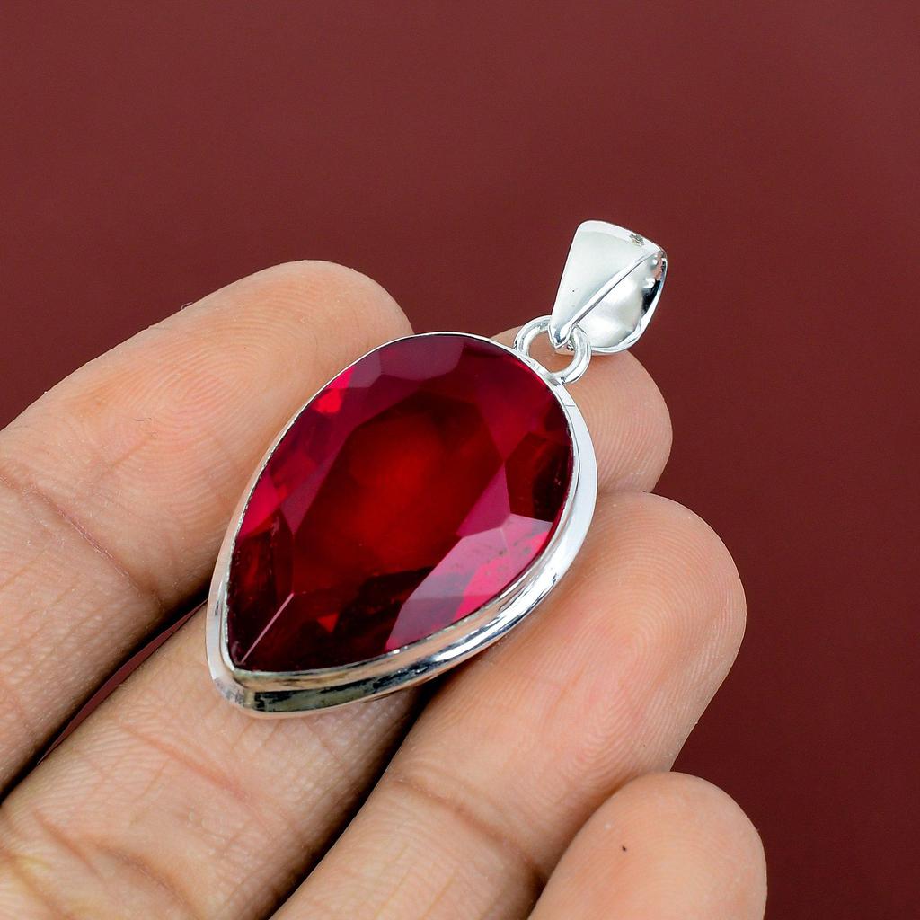 Fasetterad mozambikisk granat hänge 925 sterlingsilver hänge handgjort ädelstenshänge antika smycken födelsesten hänge förlovningsgåvor