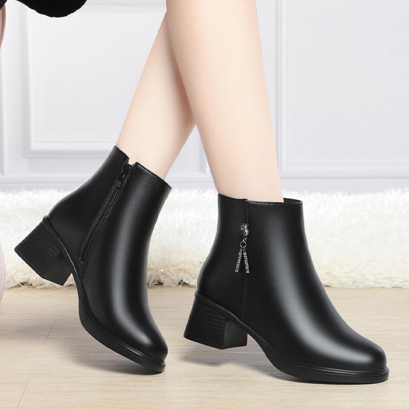 shoes autumn and winter cotton shoes new thick heel short boots women's velvet leather shoes soft leather soft sole fashion boots