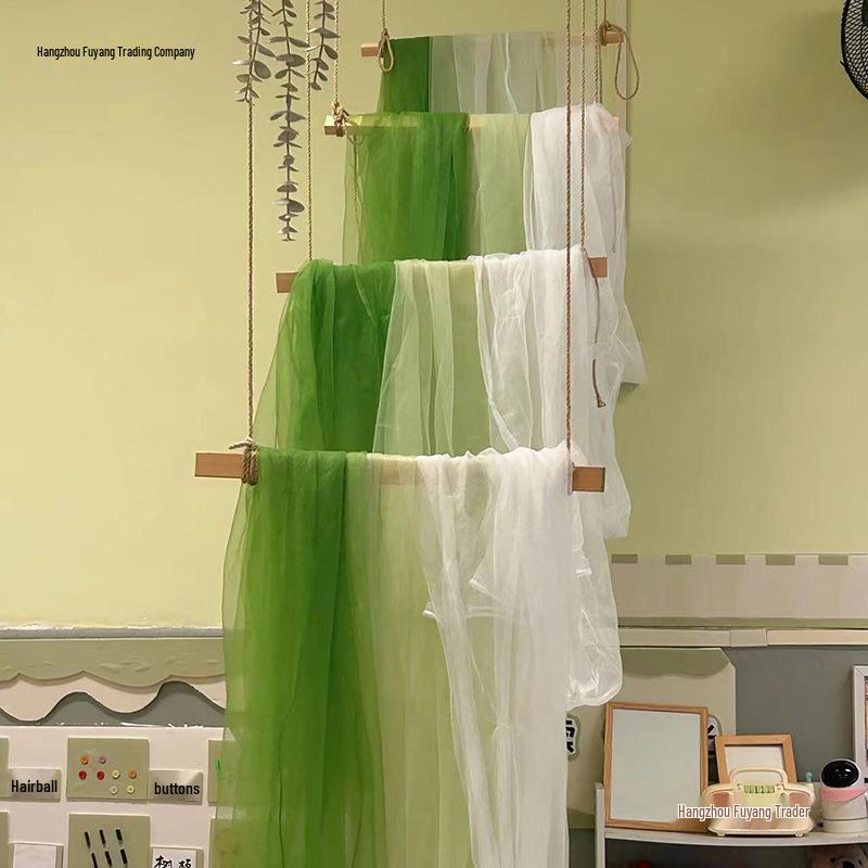 Green Soft Yarn Curtain Net for Kindergarten Decoration, Scene Layout, Wedding Backdrop, and Dress Fabric