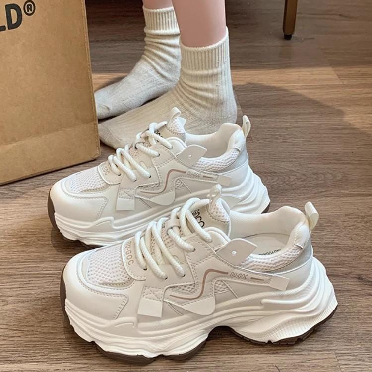 Thick-soled dad shoes for women 2025 autumn new retro heightening mesh fried street explosion casual foot small sports shoes