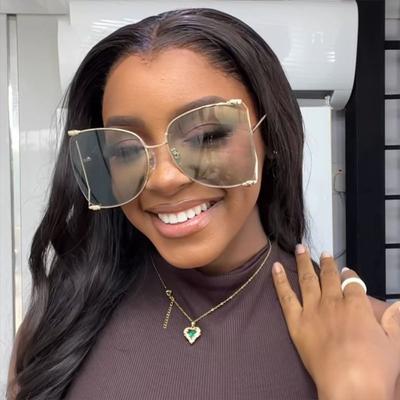 Retro Uv Protection Oversized Sunglasses Trendy Street Shooting Pearl Design Sun Glasses Colorful Metal Hollowing Shades Unisex