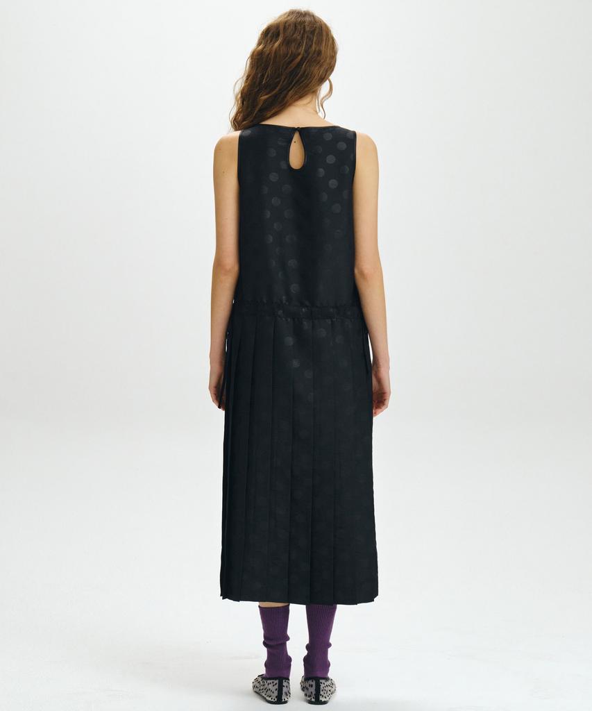 Mais Big Dot Pleated Maxi Dress / Black