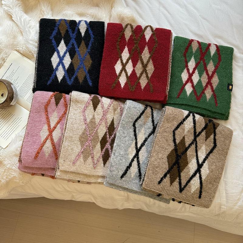 Christmas scarf autumn and winter versatile thickened warm retro rhombus plaid scarf scarf