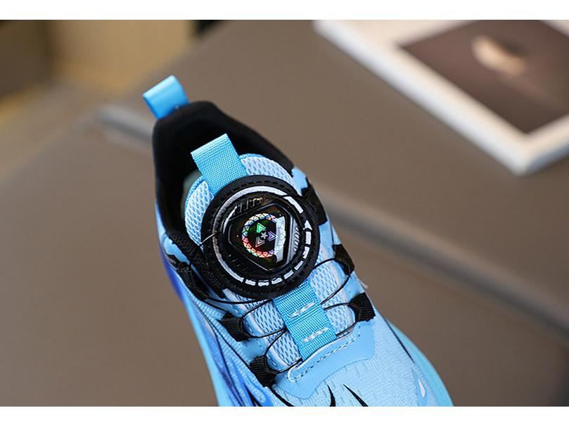Children's Gradient Sports Shoes with Rotating Button - 2026 Spring Korean Style for Boys and Girls