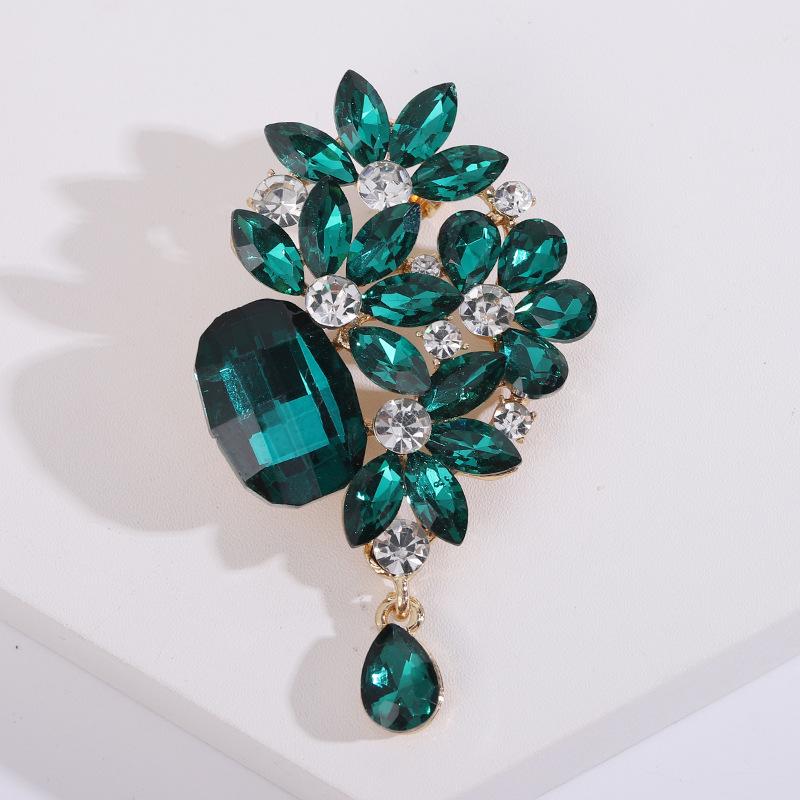 SKEDS Exquisite Women Girls Fashion Luxury Rhinestone Pendant Brooches Jewelry Vintage High Quality Shiny Boutique Badges Pins