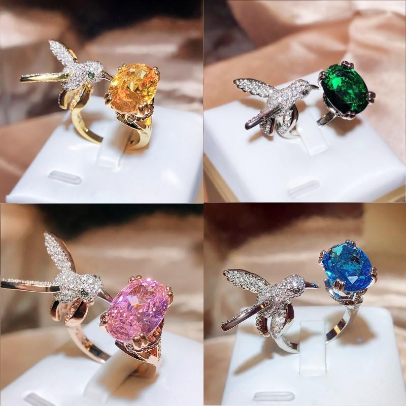 High-End Hummingbird Ring: Santa Maria Aquamarine-Look with Colored Gemstones for Women