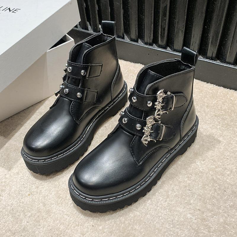 

Женские зимние ботинки больших размеров с пряжкой на ремне, повседневные короткие ботинки Martin на толстой подошве, рыцарские ботинки 36-42 39 чёрный