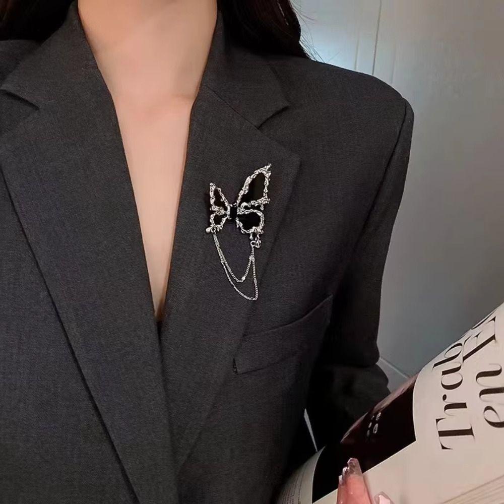Tassel Pendant Butterfly Chain Brooch Pin Black Suit Badge Lapel Pins Clothing Accessories Jewelry