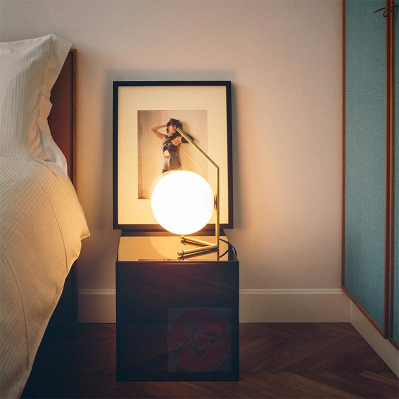 Moderne LED Tisch Lampe Schlafzimmer Schreibtisch Lampe Glas Ball Tisch Lampe Poliert Chrom Gold Nordic Schreibtisch Licht Wohnzimmer Boden Nacht
