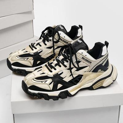 Încălțăminte pentru femei – Adidaşi