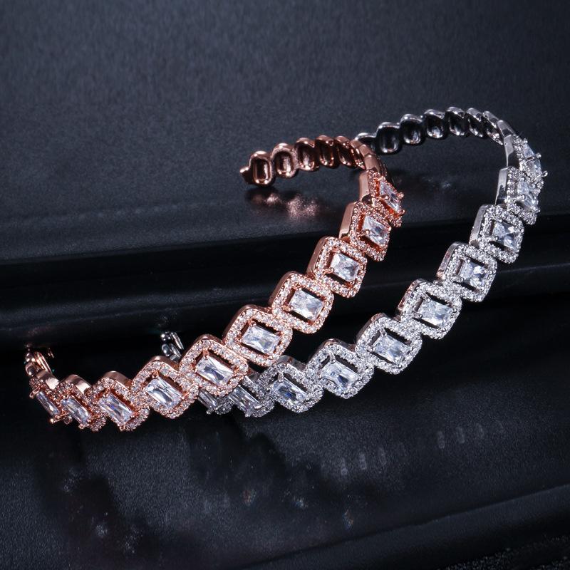 S0135 Creative Hand Jewelry Shiny Aaa Zircon Ladies Opening Bracelet
