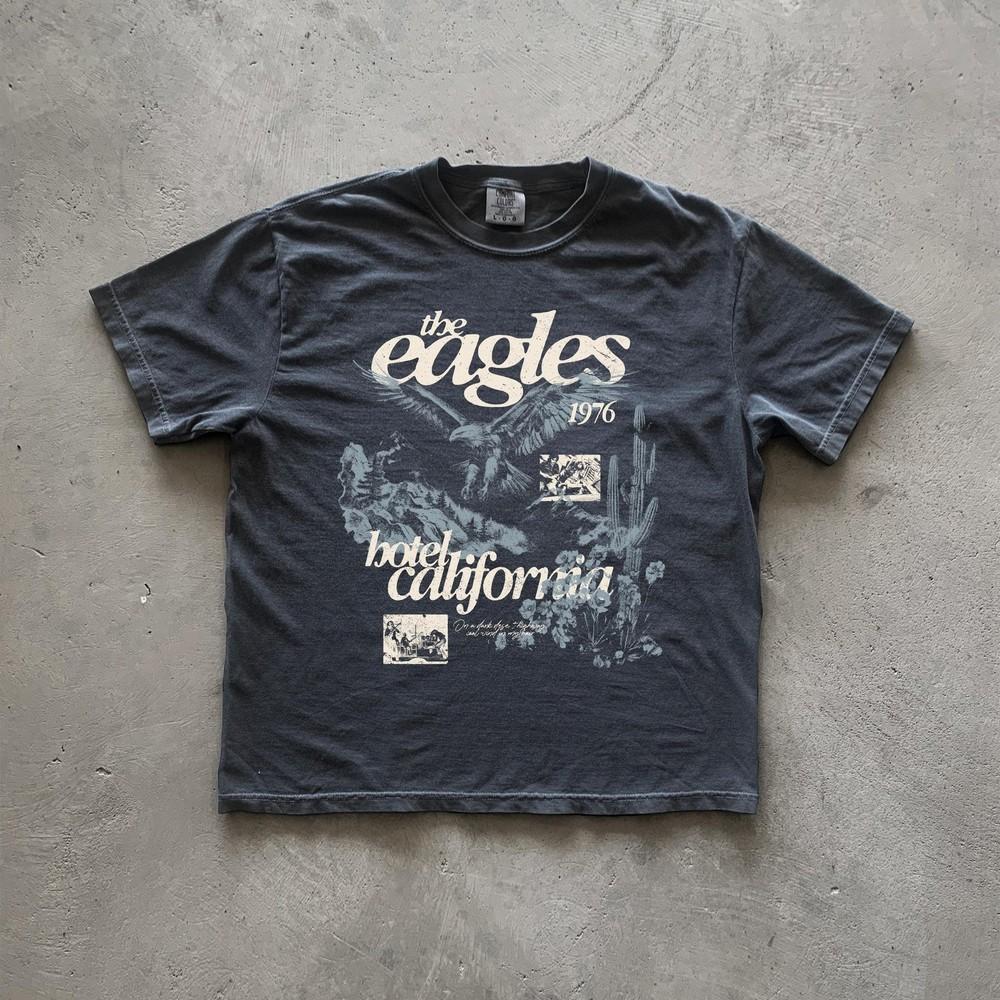 

Eagles band Hotel The California Albums Black T shirt Classic tee NH24681 Unisex T-Shirt XXL
