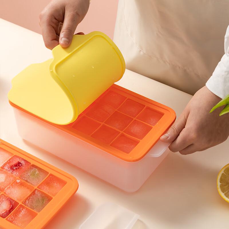 LocknLock 3-in-1 Silicone Ice Cube Tray with Lid