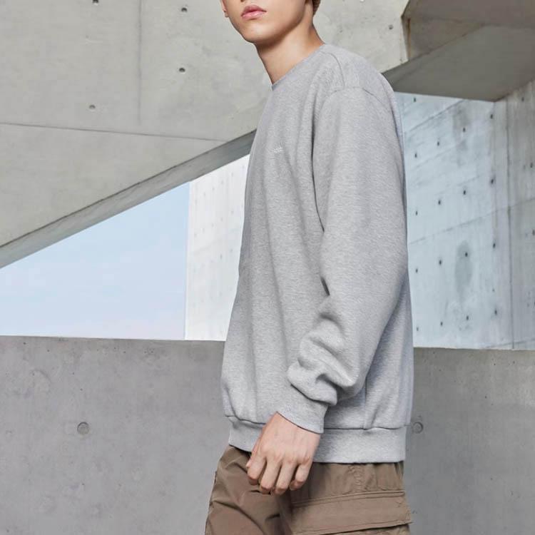 Adidas Logo Crew Sweatshirt Solid Logo Fleece Thick Sports Casual Loose Round Neck Long Sleeve Sweatshirt Men Sweatshirt Medium-Heather-Gray IV7599