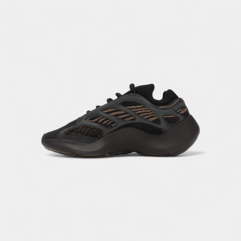 adidas Yeezy 700 V3 Clay Brown