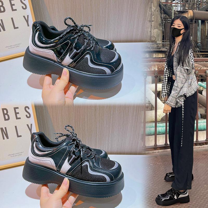 

Foam sole leather women s shoes 2025 spring new women s versatile single shoes platform white shoes women s casual shoes women s tide 40