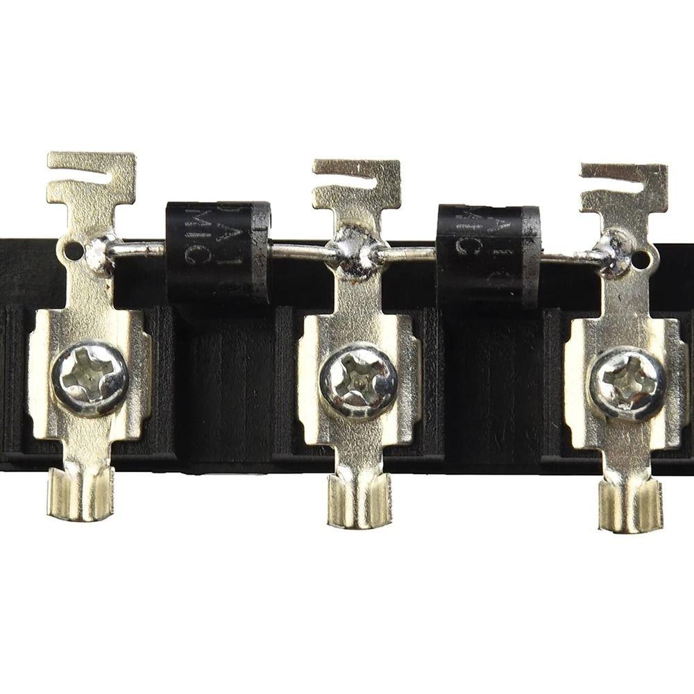 1Pcs 50W-120W 6A Solar Junction Box Electrical Testing Tool Black PV Module Box for 6.5A Solar Panel IP65 Waterproof