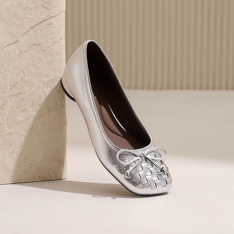 Woven Doudou Shoes Low-heeled Soft-soled Single Shoes Bow Women's Early Spring New Shallow-mouth Flat-soled Ballet Shoes