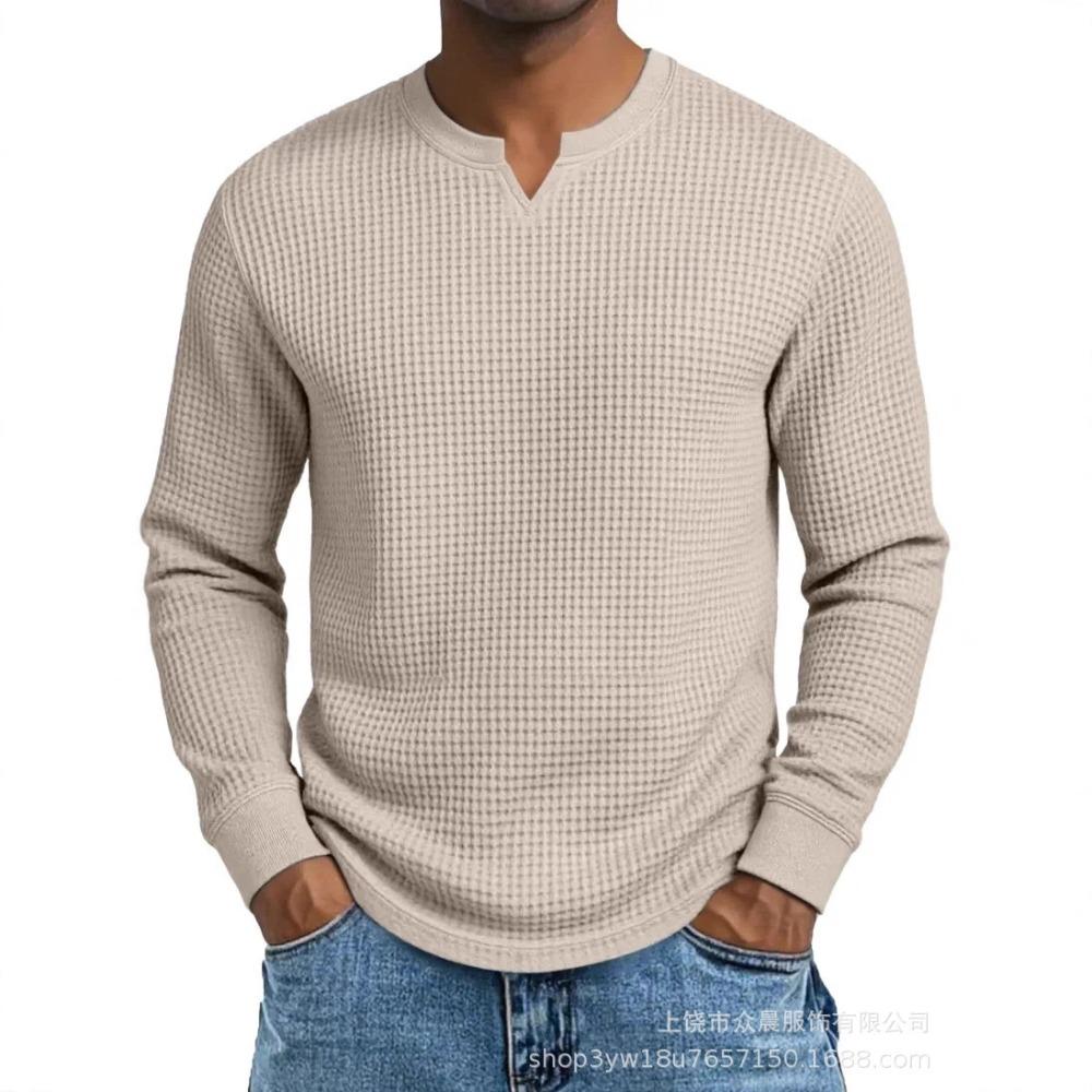 Fall Long-sleeved V-neck Casual Shirt for Men with A Fitted Design