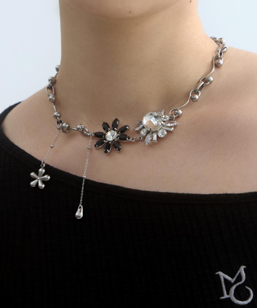 Moiremoa Flora Chain Necklace