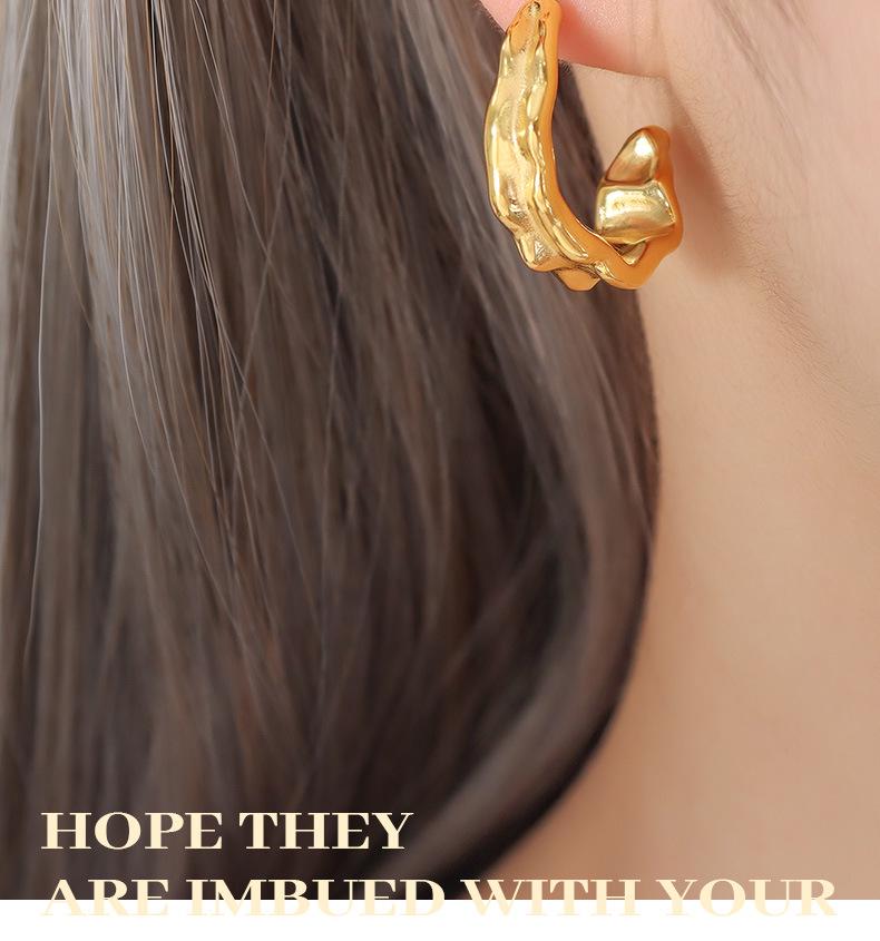 Simple Lightweight Non-fading Geometric Stud Earrings Plated with Real Gold, Fashionable Titanium Steel Jewelry for Women