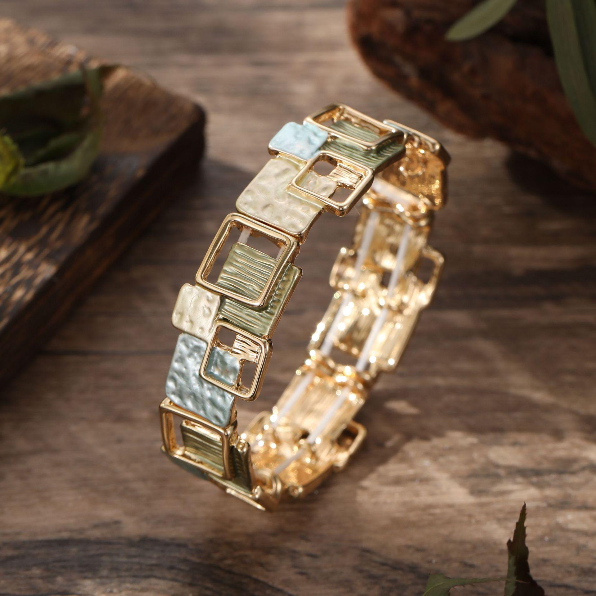 

Новый цветной набор геометрических квадратных серег-пусетов, браслета и ожерелья с масляной живописью, высококлассный женский ювелирный набор