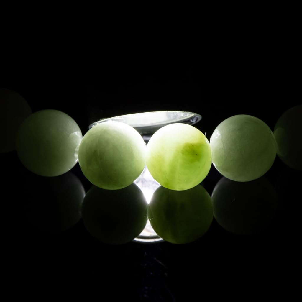 17cm Itoigawa Natural Jadeite Pale Japanese National Jomon Power Stone Jadeite Workshop Special Paulownia Wood Quality Guarantee ABR0875 (8mm beads,